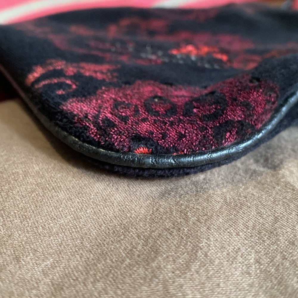 Juicy Couture Crossbody - Picture 4 of 14